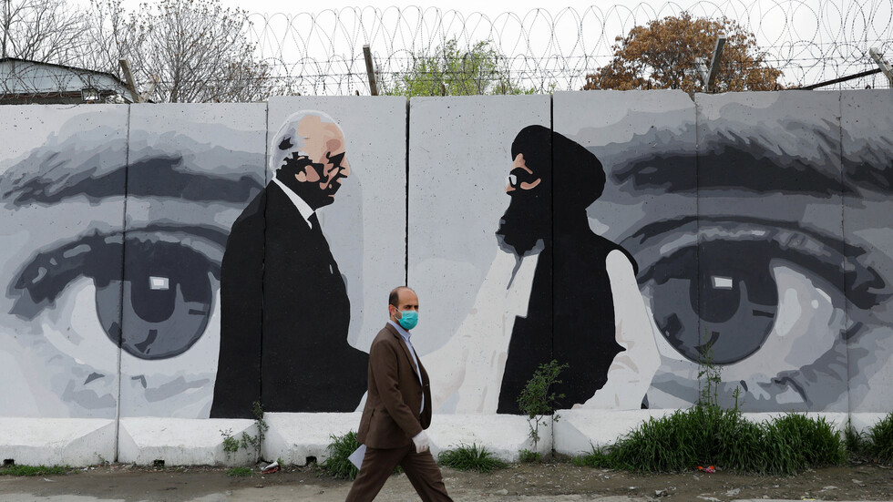 وفد أفغاني إلى الدوحة تمهيدا لإطلاق مفاوضات مع "طالبان"