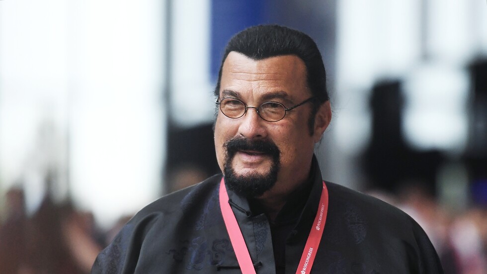 نجم هوليوود سيغال يزور القرم (صورة)