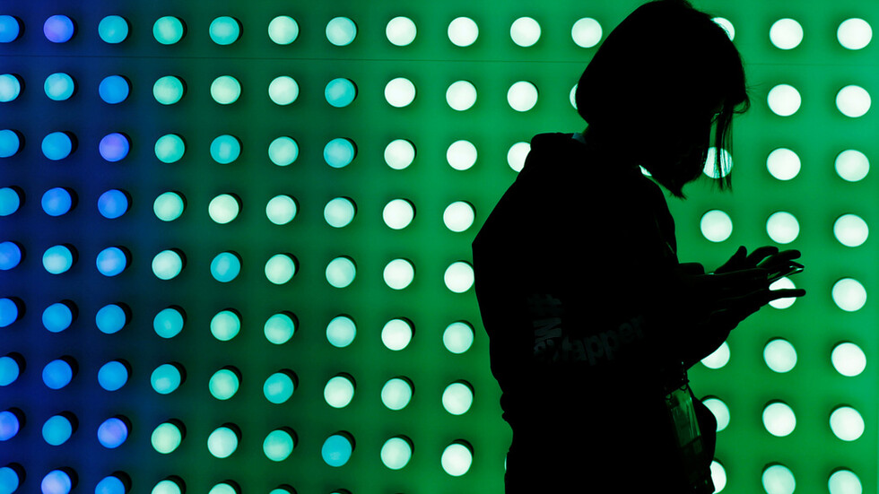 ذاكرة الإنسان في خطر بسبب الهواتف المحمولة!