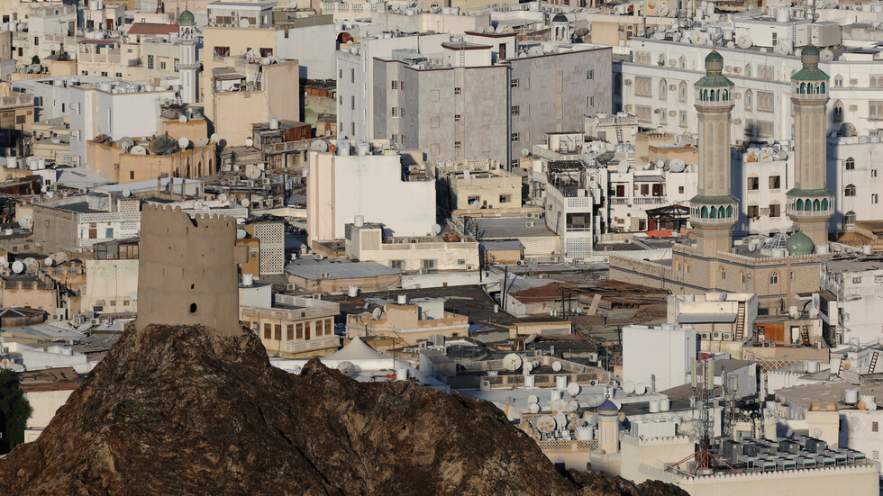 سلطنة عُمان تسمح بنشاط الطائرات المسيرة في أجوائها وفقا لشروط معينة