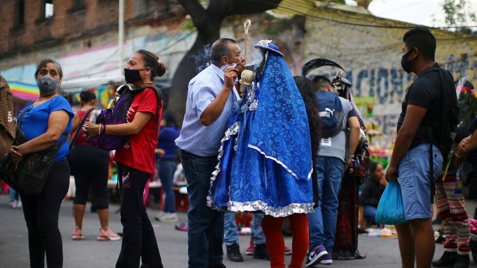 المكسيك تسجل 232 وفاة و4614 إصابة جديدة بكورونا