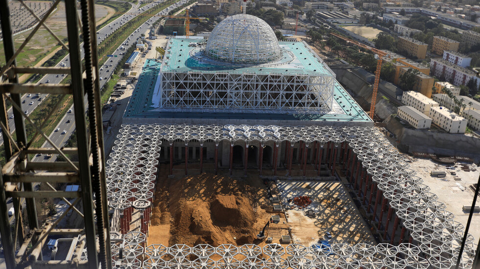 واضعا حدا للإشاعات.. وزير جزائري يكشف عن كلفة 