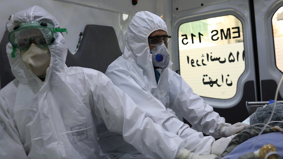 إيران تسجل 132 وفاة وأكثر من 2300 إصابة بفيروس كورونا خلال الساعات الـ24 الماضية