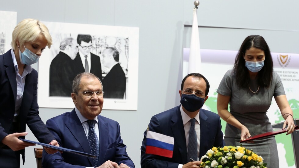 روسيا وقبرص توقعان على بروتوكول تعديل لاتفاقية ضريبية