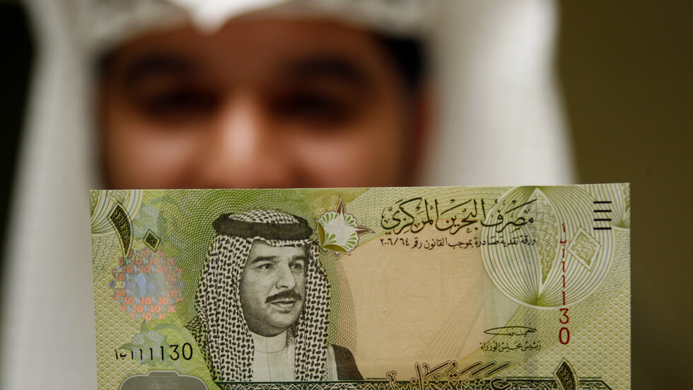 البحرين تصدر سندات لدعم ماليتها