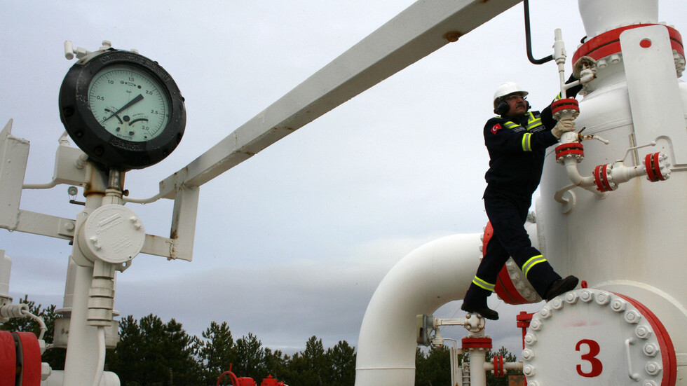 مسؤول تركي يعلق على مسألة مشاركة روسيا بتطوير أكبر حقل غاز في تاريخ تركيا