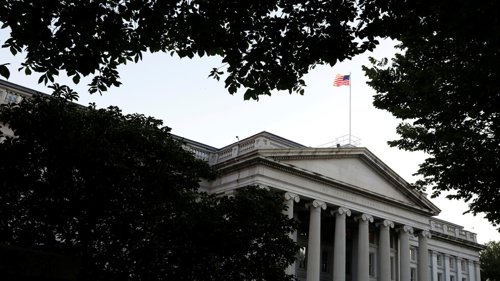 واشنطن تفرض عقوبات على شخصيات روسية بدعوى التدخل في انتخاباتها