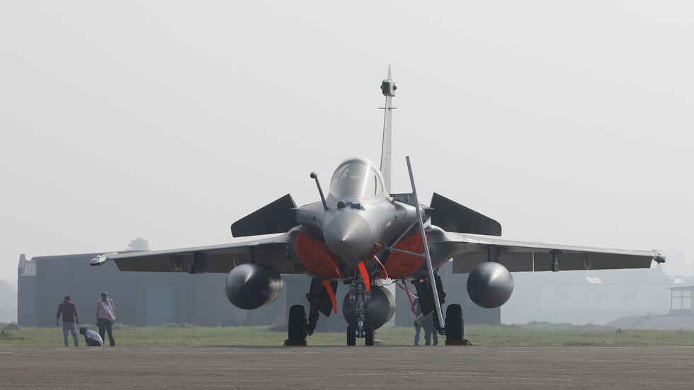 اليونان بصدد شراء 18 مقاتلة "رافال" و4 فرقاطات من فرنسا