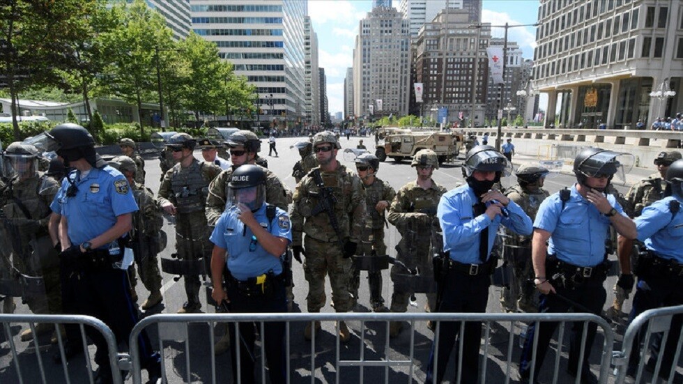 إصابة مساعدين لشريف الشرطة بإطلاق النار في كاليفورنيا