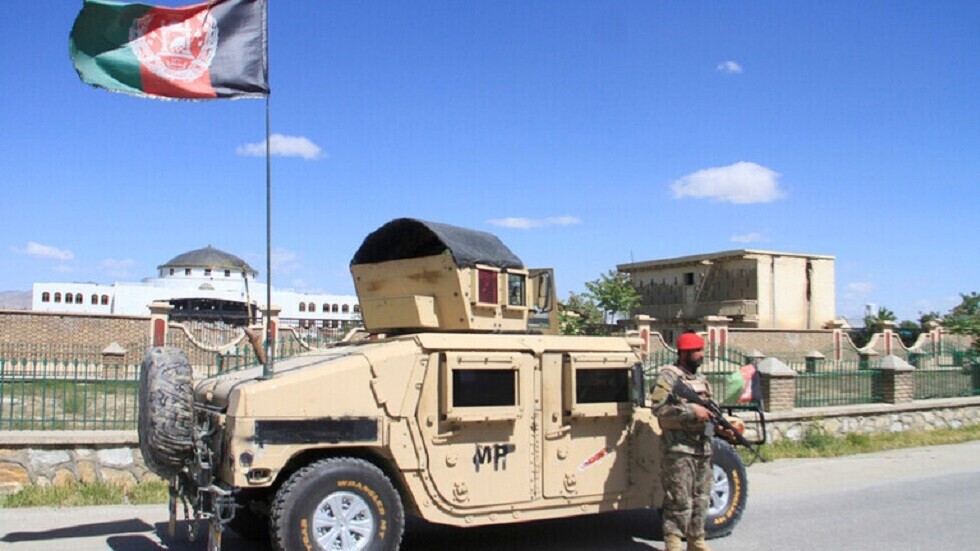 غداة انطلاق المفاوضات بين "طالبان" وكابل.. مقتل خمسة من الشرطة في هجوم