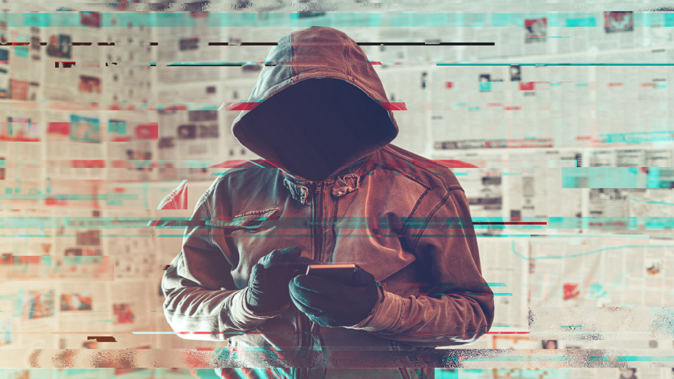 عجز في فصل الحقيقة عن الخيال.. 