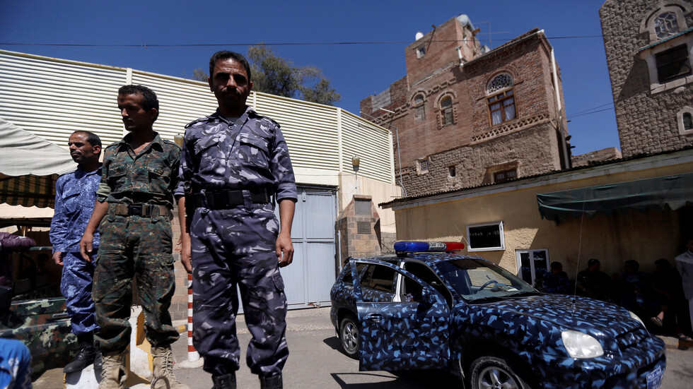"هاكر" يكشف تفاصيل صادمة في جريمة تعذيب وقتل وحشية باليمن