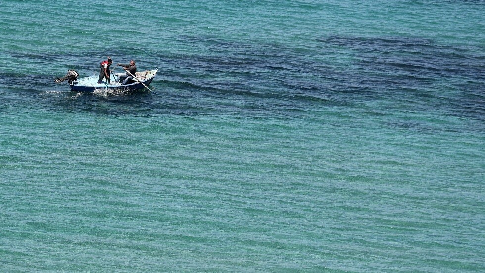 حرس الحدود المصري ينقذ 11 تركيا من الغرق