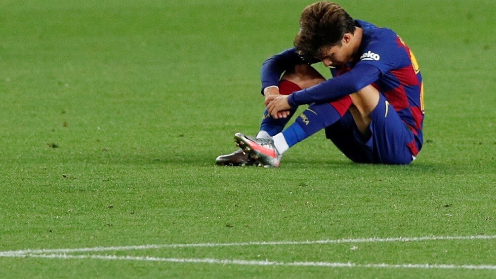 كومان يصدم نجم برشلونة الشاب ريكي بويغ