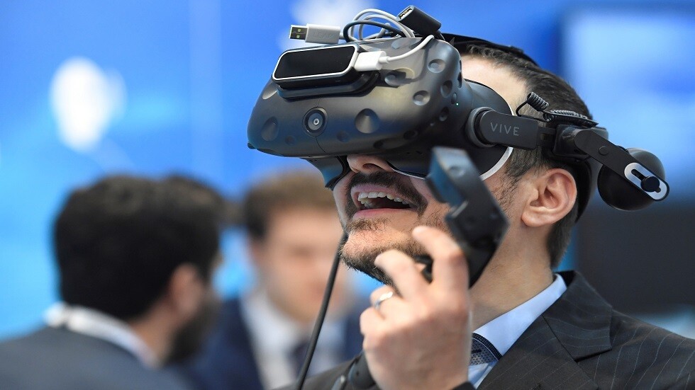 بنك سويسري ينقل عملاءه إلى الواقع المعزز!