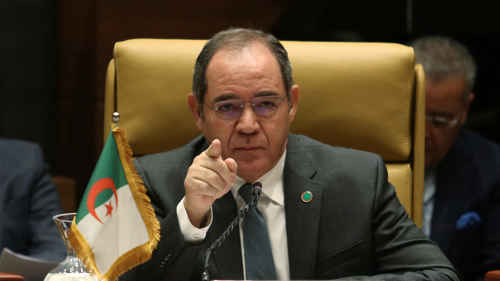 الوضع في مالي يثير اهتمام الجزائر.. بوقادوم يزور باماكو مرتين في أقل من شهر