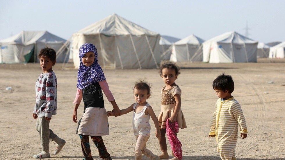 اليمن.. مكتب صحة الجوف يستغيث لتفادي إغلاق أكبر مستشفياته بسبب نفاد الوقود