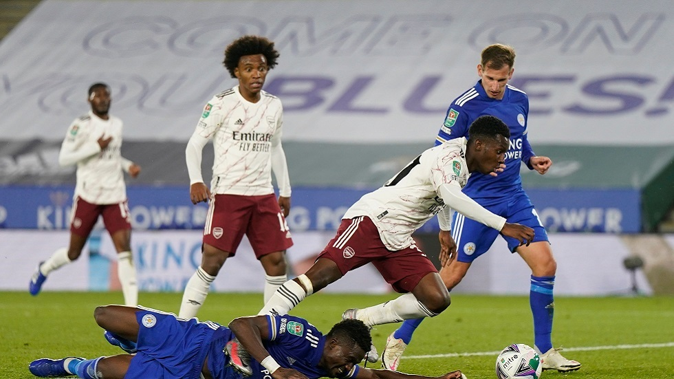 كأس الرابطة.. أرسنال يقصي ليستر وتشيلسي يكتسح بارنسلي