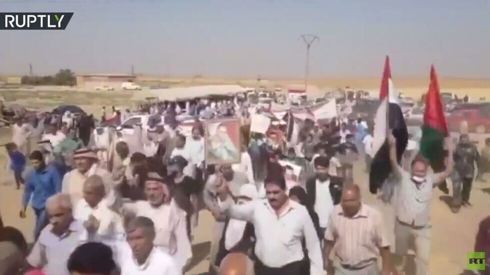 مظاهرة ضد الوجود العسكري الأمريكي والتركي في ريف القامشلي بسوريا