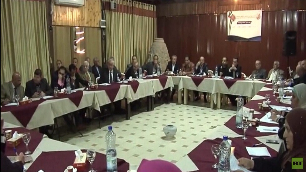 الفصائل في غزة ترحب بمخرجات حوار فتح وحماس