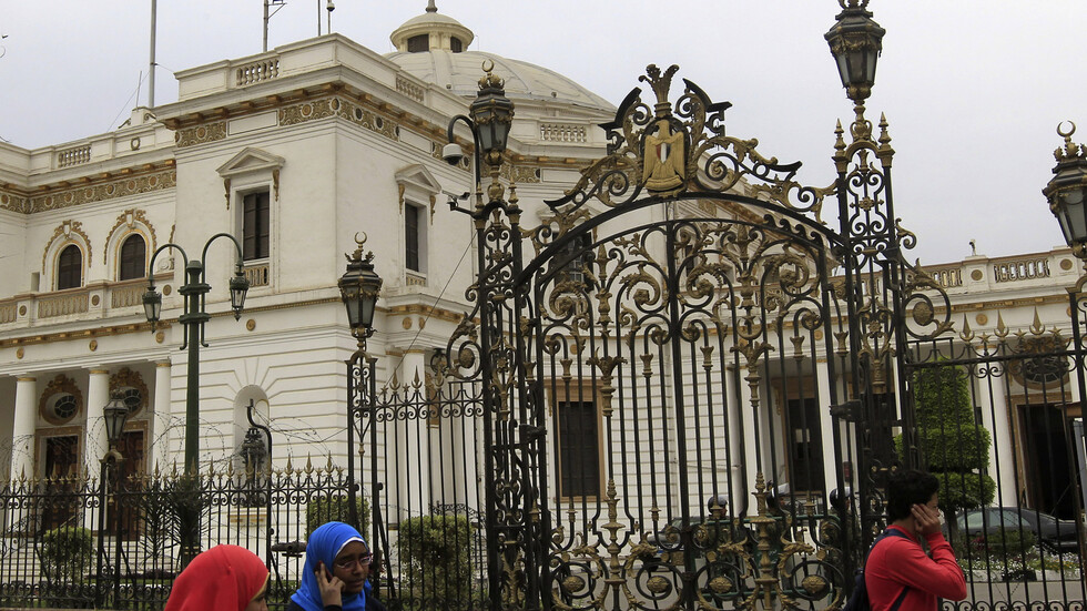 مصر.. تعاطي المخدرات يقصي 17 من الراغبين بالترشح للانتخابات التشريعية