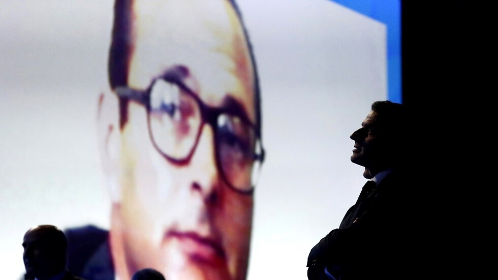 "لن ننسى معاركه".. ماكرون يحيي ذكرى شيراك