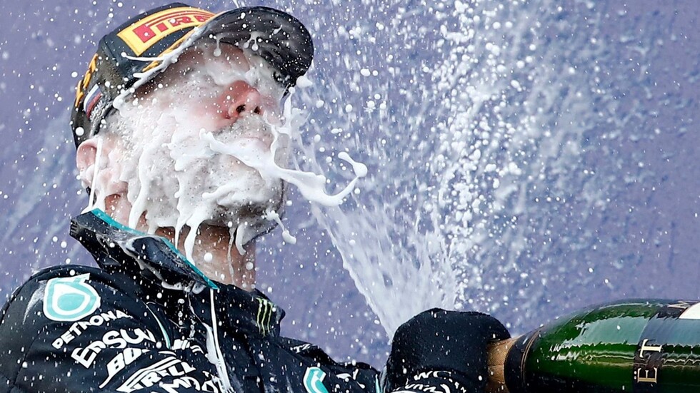 بوتاس سائق مرسيدس يفوز بسباق جائزة روسيا الكبرى (فيديو)