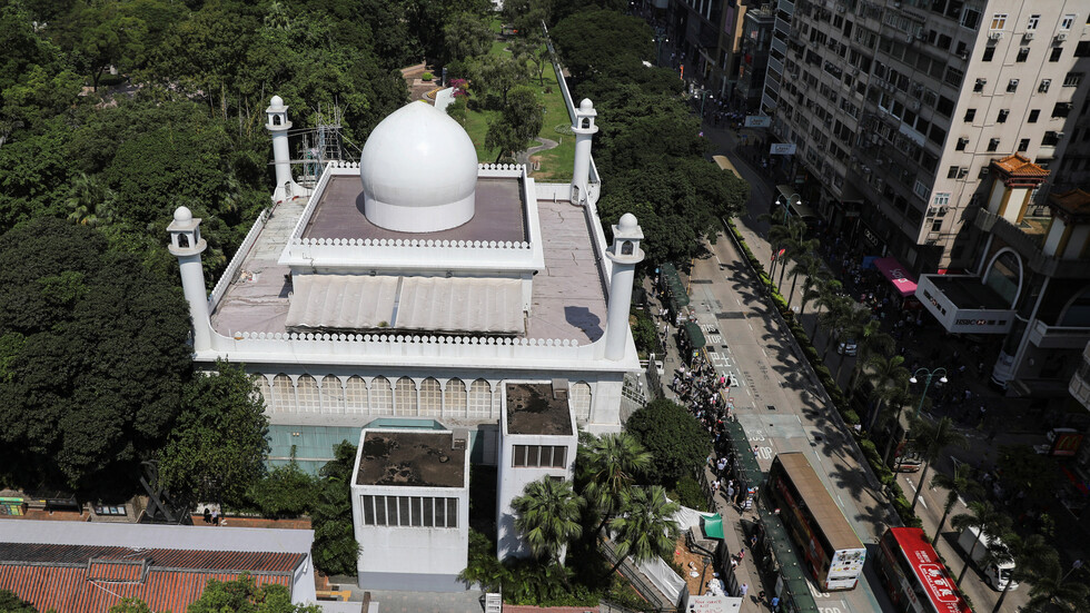 الصين تبرمج المسلمين على طريقتها