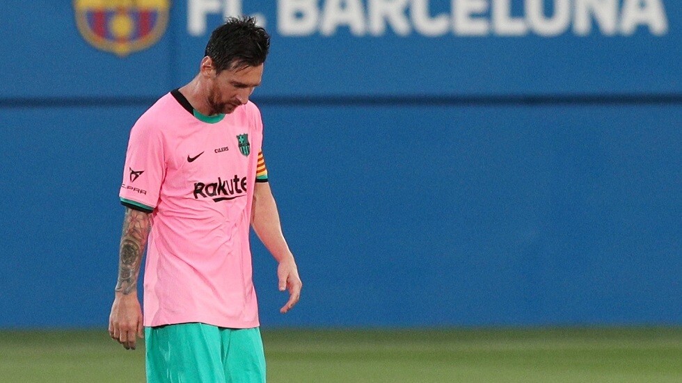 ميسي يخرج عن صمته ويعترف بخطئه