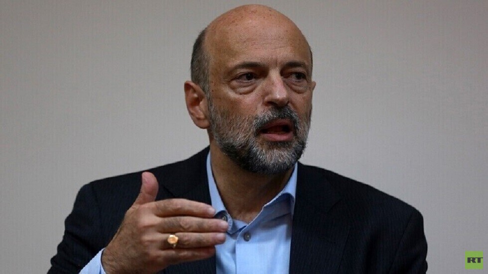 الرزاز: الإغلاق الشامل قد يكون مجديا صحيا