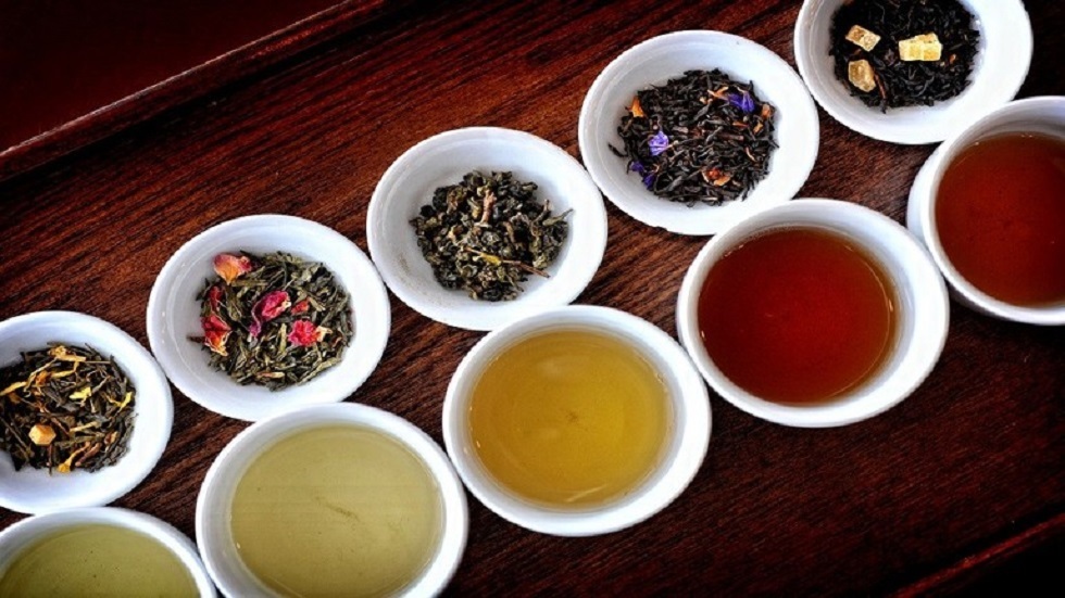 فوائد وأضرار أنواع مختلفة من الشاي
