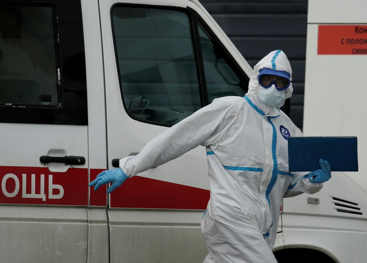 روسيا تسجل 122 حالة وفاة و5099 إصابة جديدة بفيروس كورونا خلال الساعات الـ24 الماضية