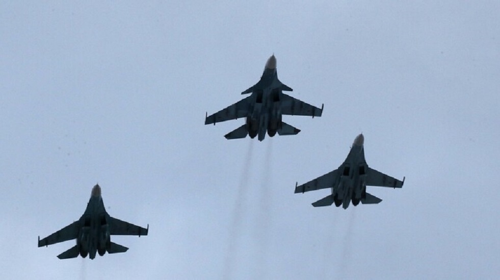 قائد سلاح الجو الروسي: تحليق طائرات حربية أمريكية فوق أوكرانيا لا يساعد في تخفيف التوتر