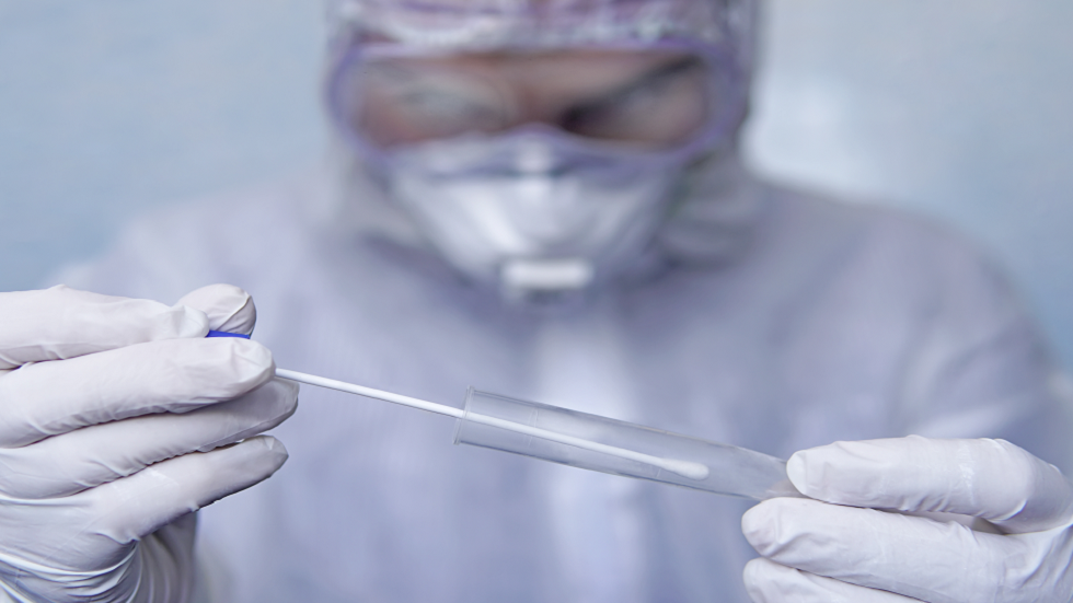 منظمة الصحة العالمية في أوروبا: اللقاح لن ينهي جائحة كورونا وحذار من أكتوبر القاتل
