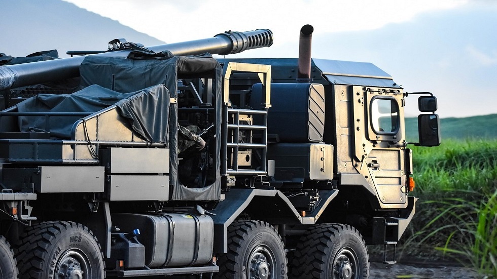 شركة روسية تكشف عن نموذج مدولب لمدفع الهوتزر 
