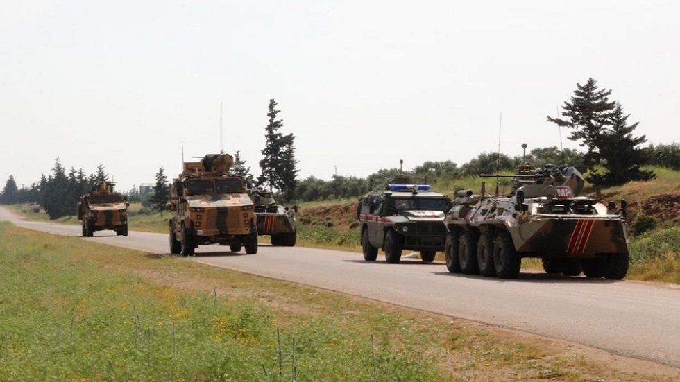 دورية روسية تركية مشتركة في إدلب
