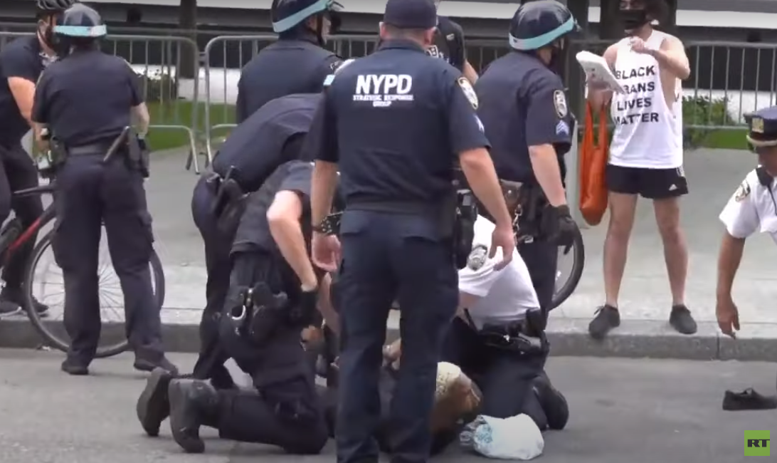 اعتقال عشرات المحتجين في نيويورك على مزاعم 