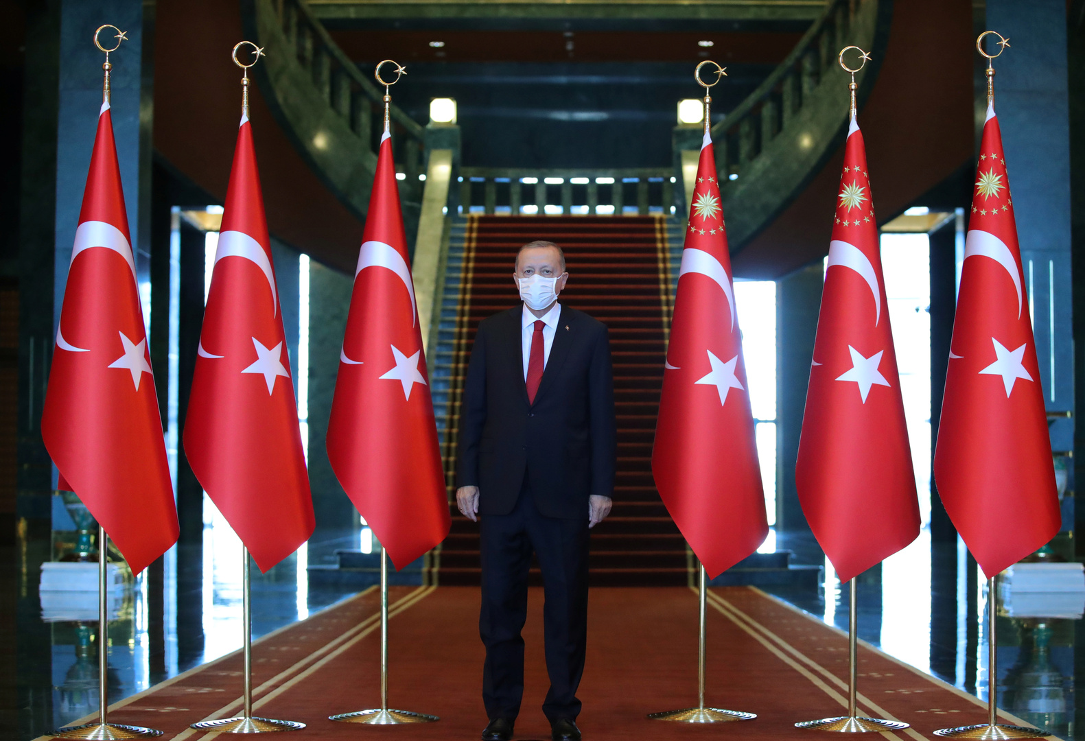 أردوغان: تركيا مستاءة من استقالة السراج ولا مانع لدينا من الحوار مع مصر