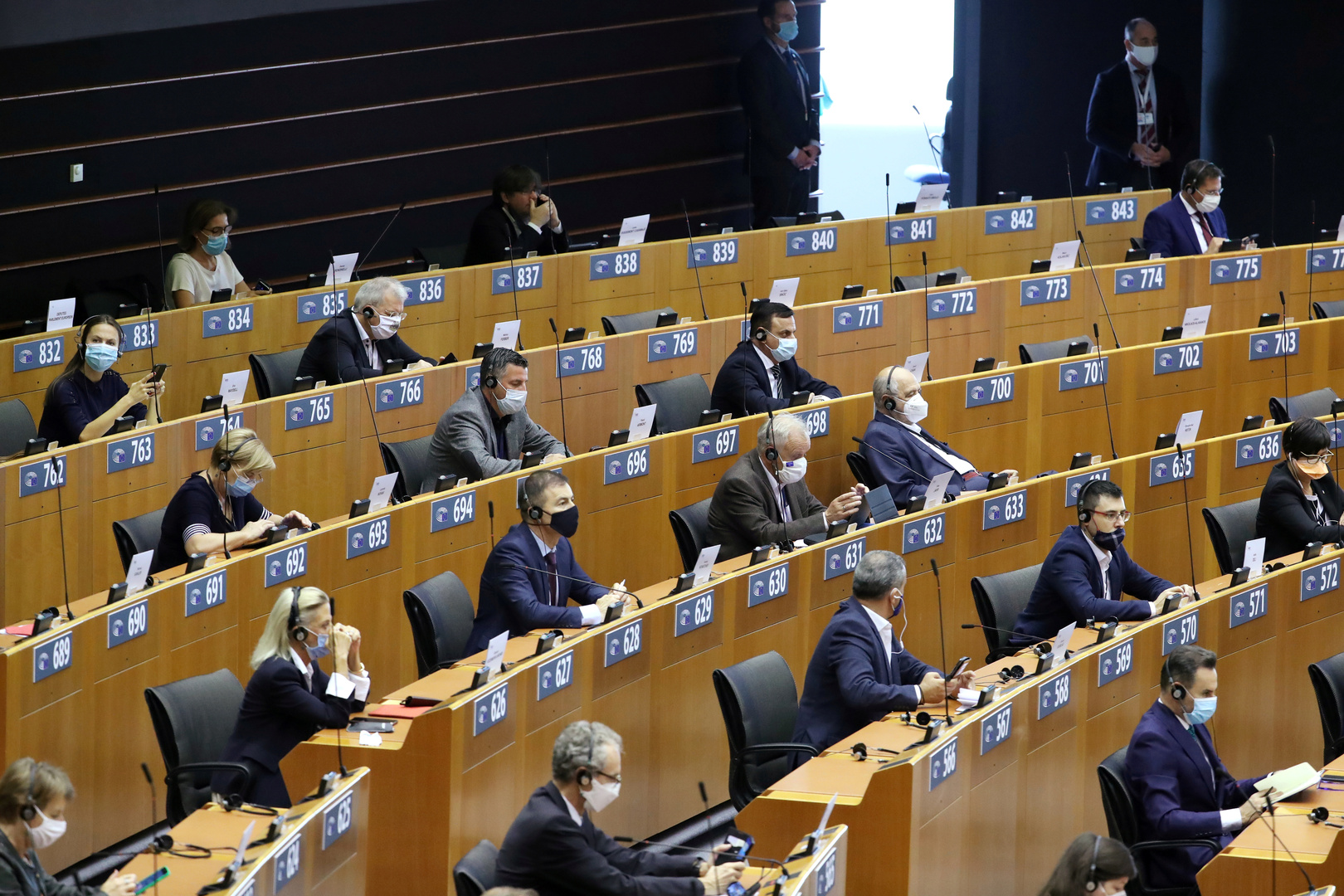 البرلمان الأوروبي: لوكاشينكو لن يعتبر رئيسا شرعيا لبيلاروس بعد 5 نوفمبر المقبل