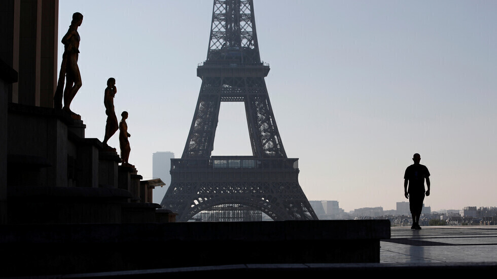 فرنسا تسجل ارتفاعا قياسيا جديدا للإصابات اليومية بكورونا