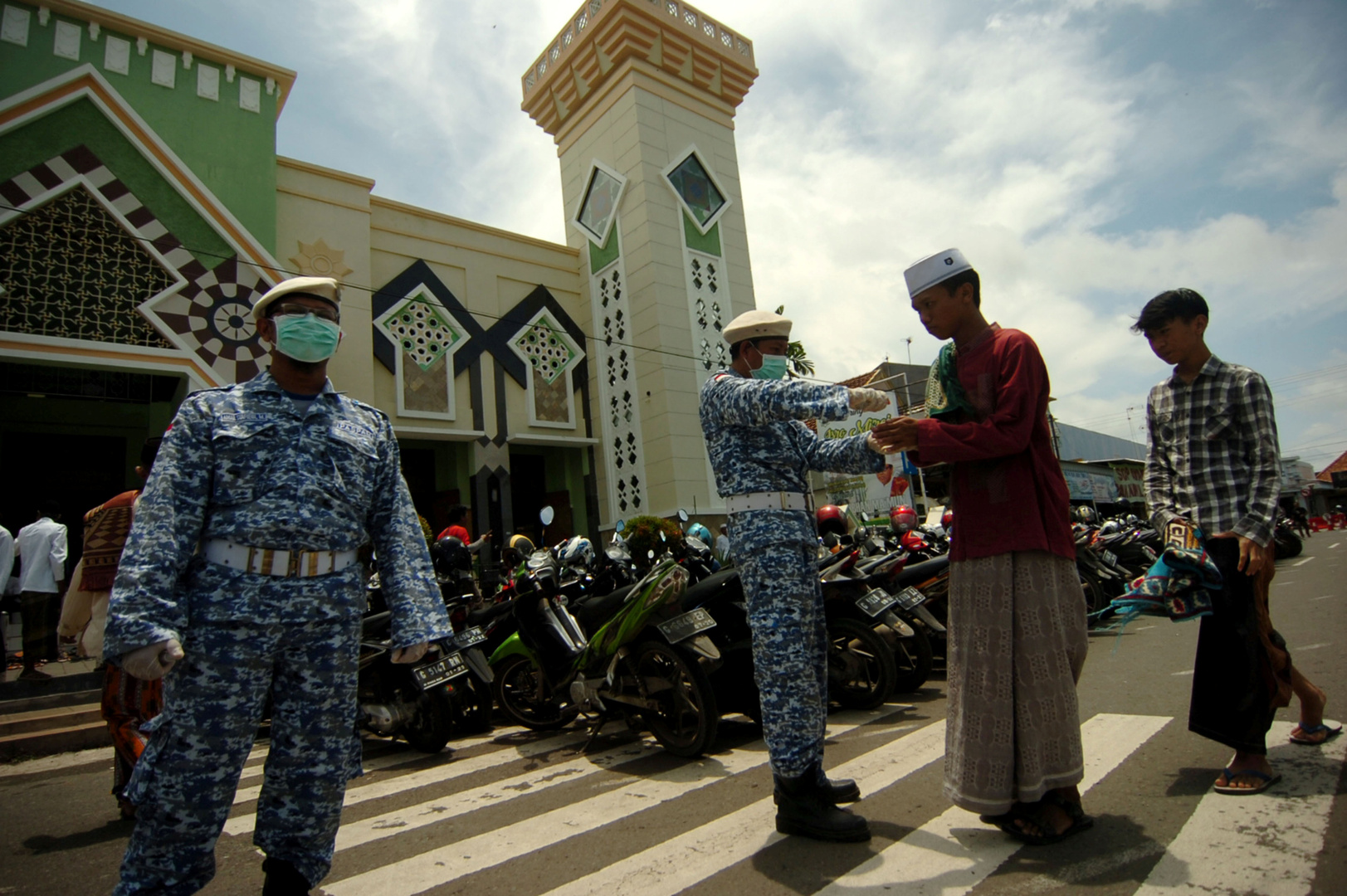 إندونيسيا تسجل قفزة غير مسبوقة في حصيلة الإصابات بكورونا
