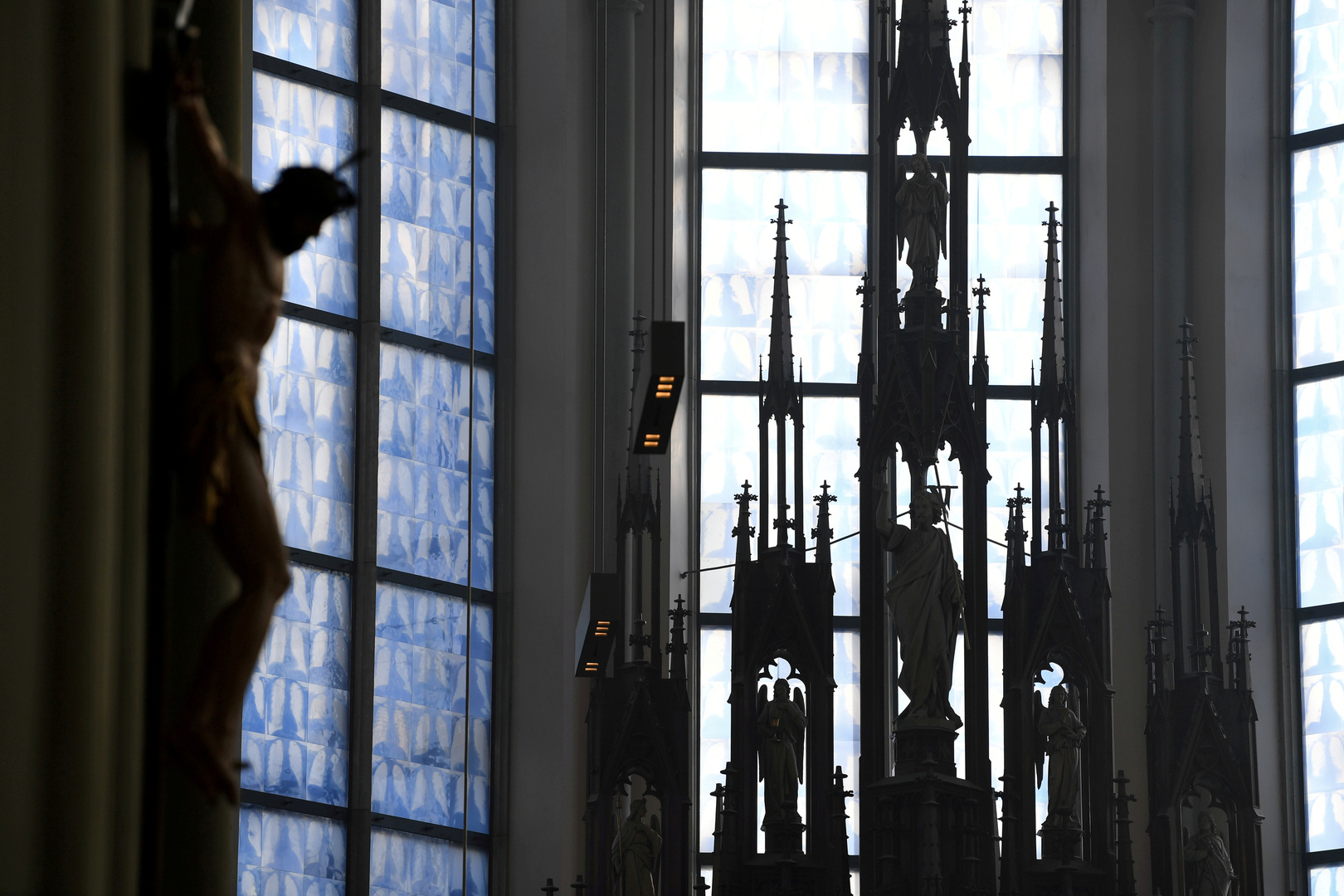 الكنيسة الكاثوليكية في ألمانيا ستدفع تعويضات عن انتهاكات رجال الدين الجنسية