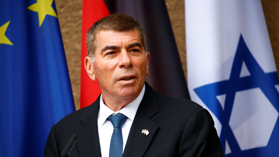 لأول مرة.. وزير خارجية إسرائيل يبحث العلاقات الدبلوماسية مع كوسوفو