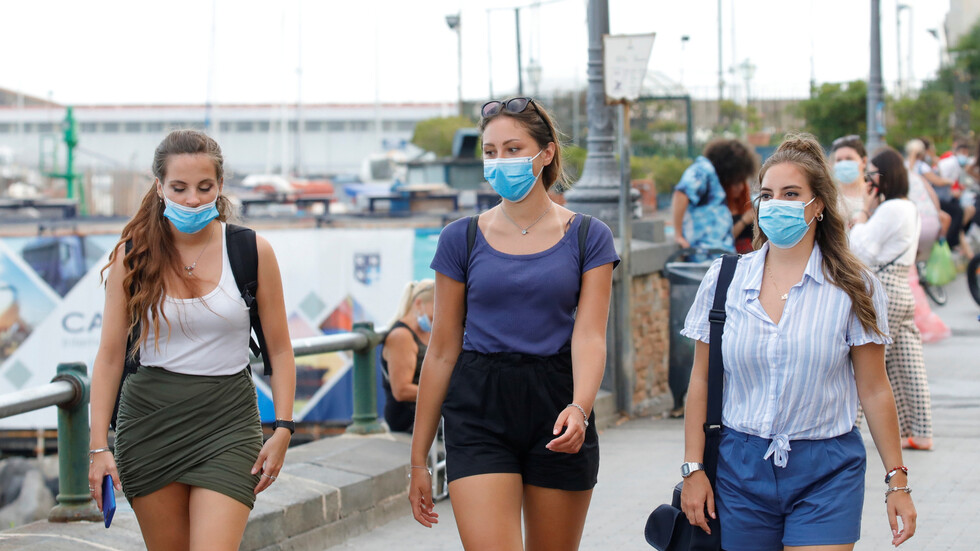 علماء  يحددون الأشخاص الناقلين الرئيسيين لوباء كورونا