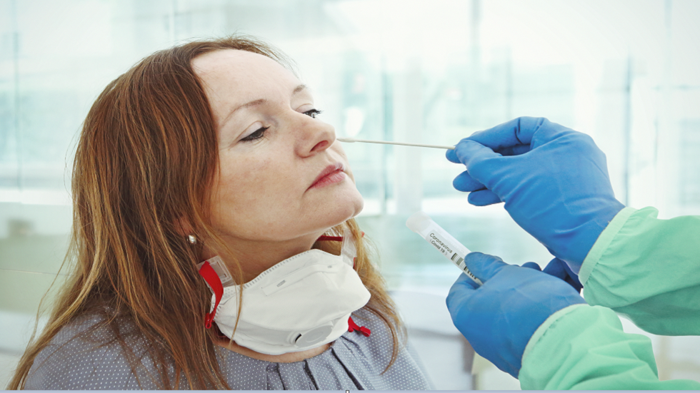 نتيجة حالة نادرة للغاية.. امرأة تشهد تسرب السائل الدماغي من أنفها بعد اختبار 