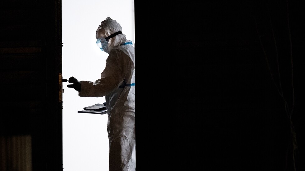 بأكبر زيادة منذ مايو.. الإصابات اليومية بكورونا في روسيا تلامس الـ9500