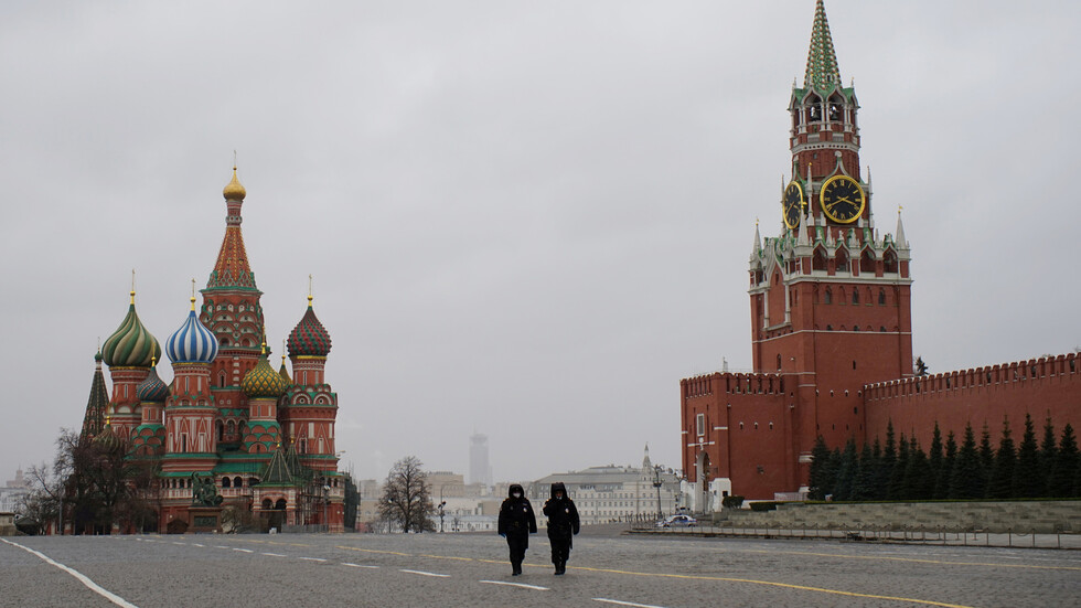 الكرملين يتمنى لترامب الشفاء العاجل بعد تشخيص إصابته بفيروس كورونا