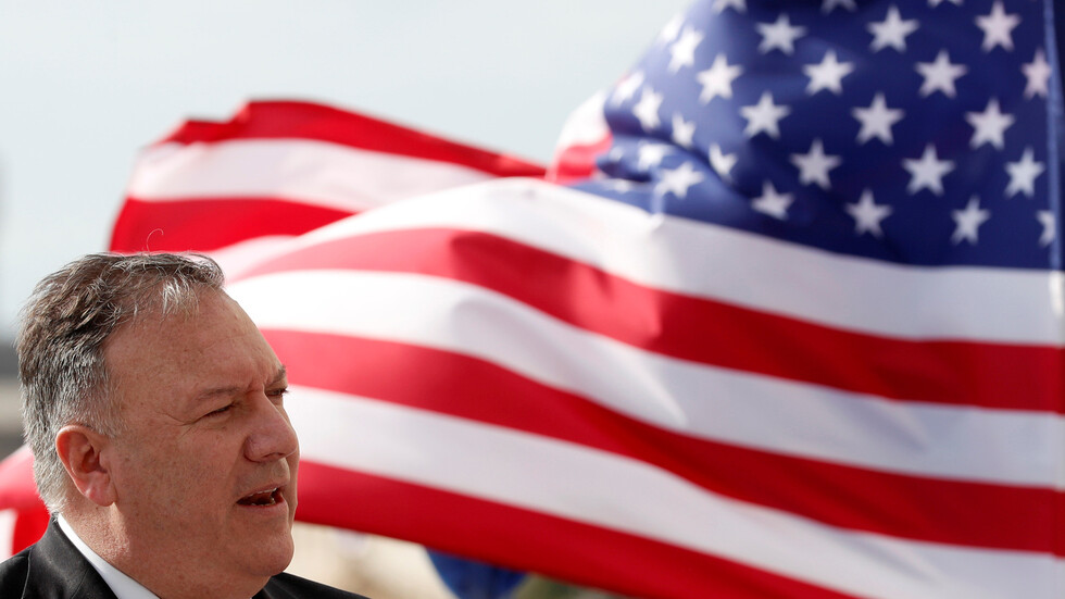 بومبيو يحذر تركيا من إرسال مقاتلين سوريين إلى قره باغ