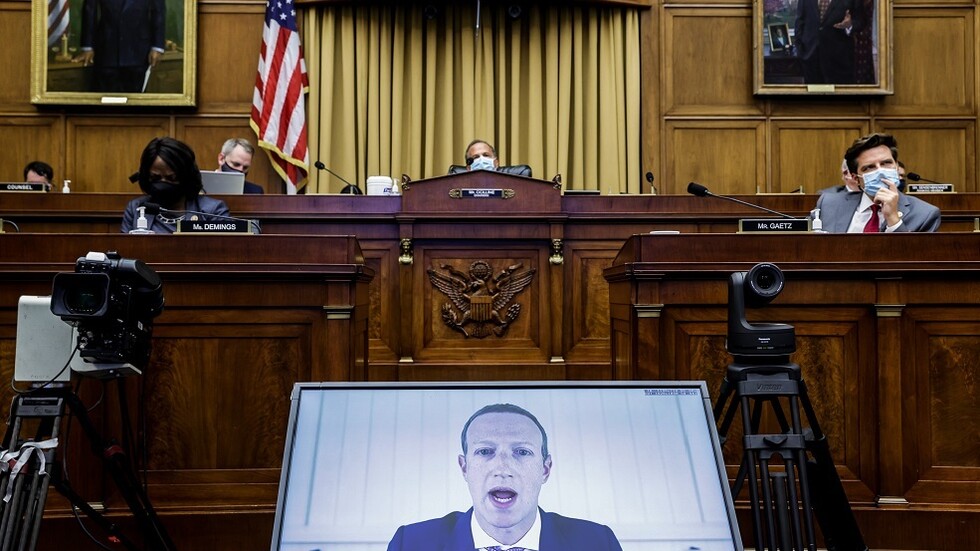 مديرا "فيسبوك" و"تويتر" أمام الكونغرس الأمريكي يوم 28 أكتوبر