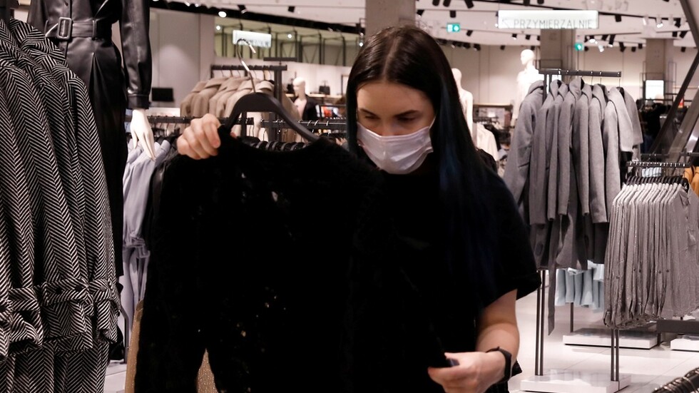ارتفاع غير مسبوق لعدد الإصابات بكوفيد 19 في بولندا